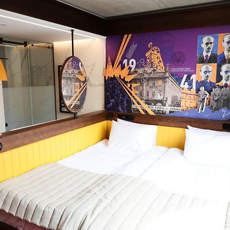 !Fest Hotel Rynok Square 리비프 외부 사진