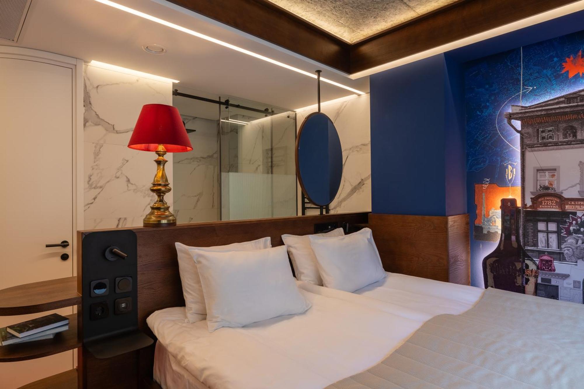 !Fest Hotel Rynok Square 리비프 외부 사진