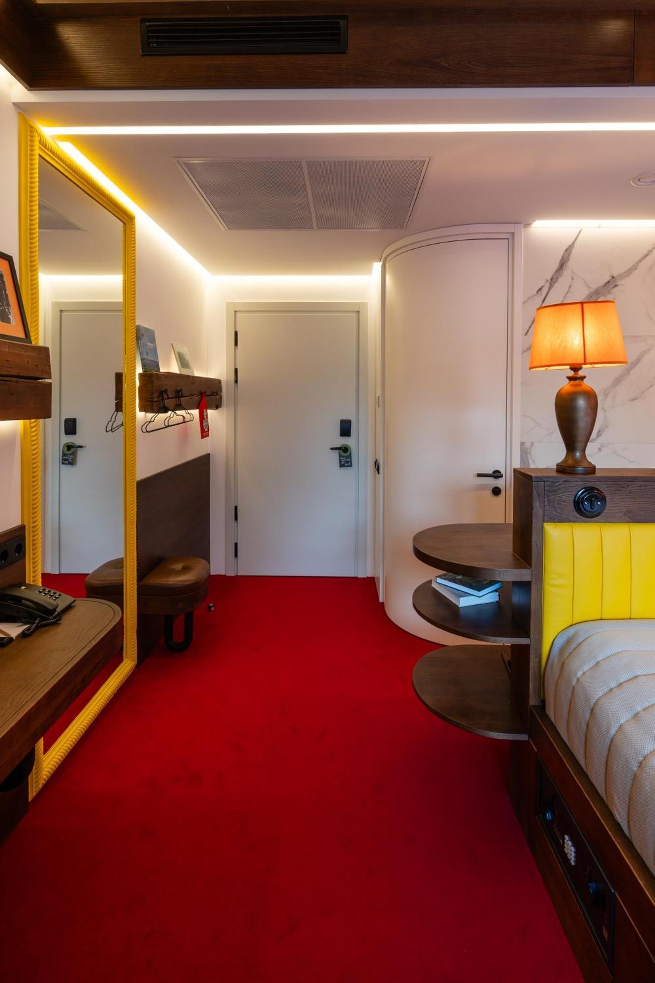 !Fest Hotel Rynok Square 리비프 외부 사진