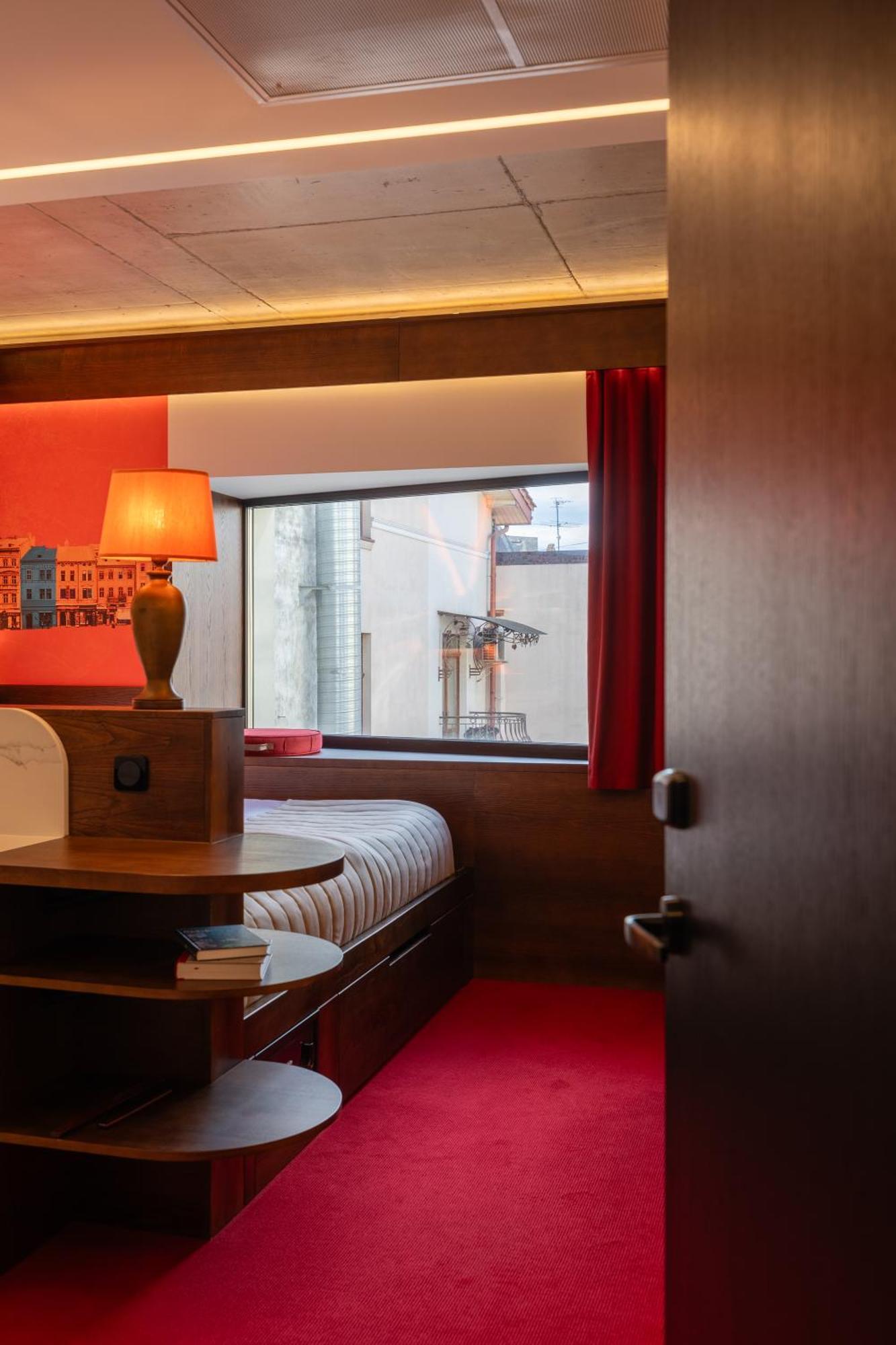 !Fest Hotel Rynok Square 리비프 외부 사진