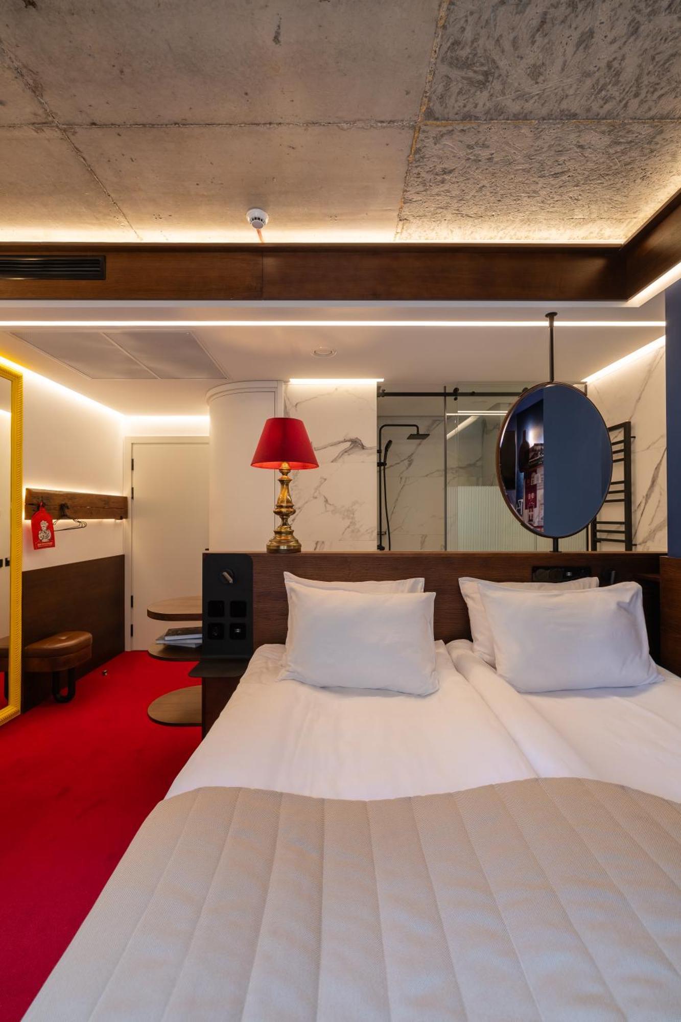 !Fest Hotel Rynok Square 리비프 외부 사진